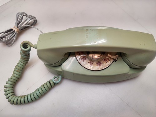 Vintage 1960 Bell System Western Electric Princess Phone Rotary Telephone 701B - Picture 2 of 10