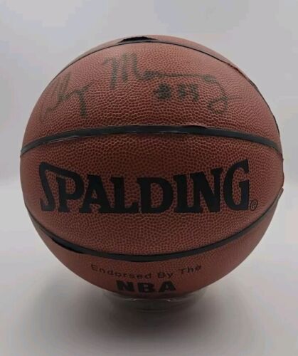 Alonzo Mourning Signed Basketball - Spalding - #33