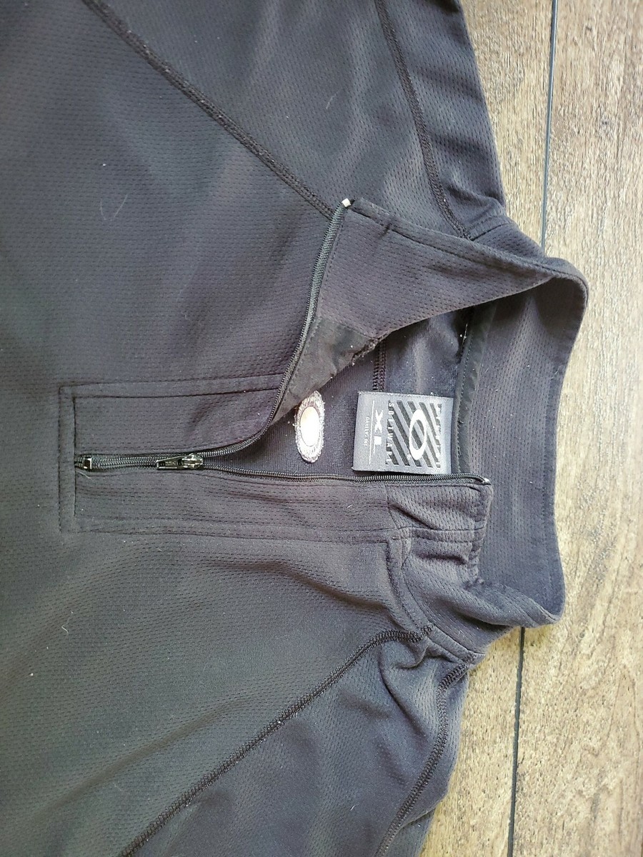 Oakley SoftWare Simple Black 1/4 Zip Pull-Over Long Sleeve Oakley SoftWare Simple Black 1/4 Zip Pull-Over Long Sleeve