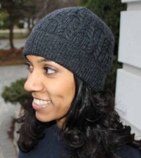 Unisex Merino Wool Blend Cable Knit Winter Hat - with Maple Leaf