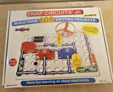 Snap Circuits Jr. 100 Projects Electronics Discovery Kit (ELENCO) Complete