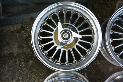 SSR レーシングハート　スピンナーフィン16インチ114.3 4穴　USDM SSR レーシングハート スピンナーフィン16インチ114.3 4穴 USDM SSR