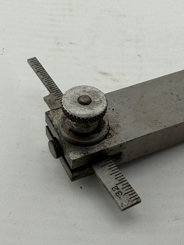 Fustellatrice marrone e affilata quadrata 552 con scatola - Foto 21 di 22