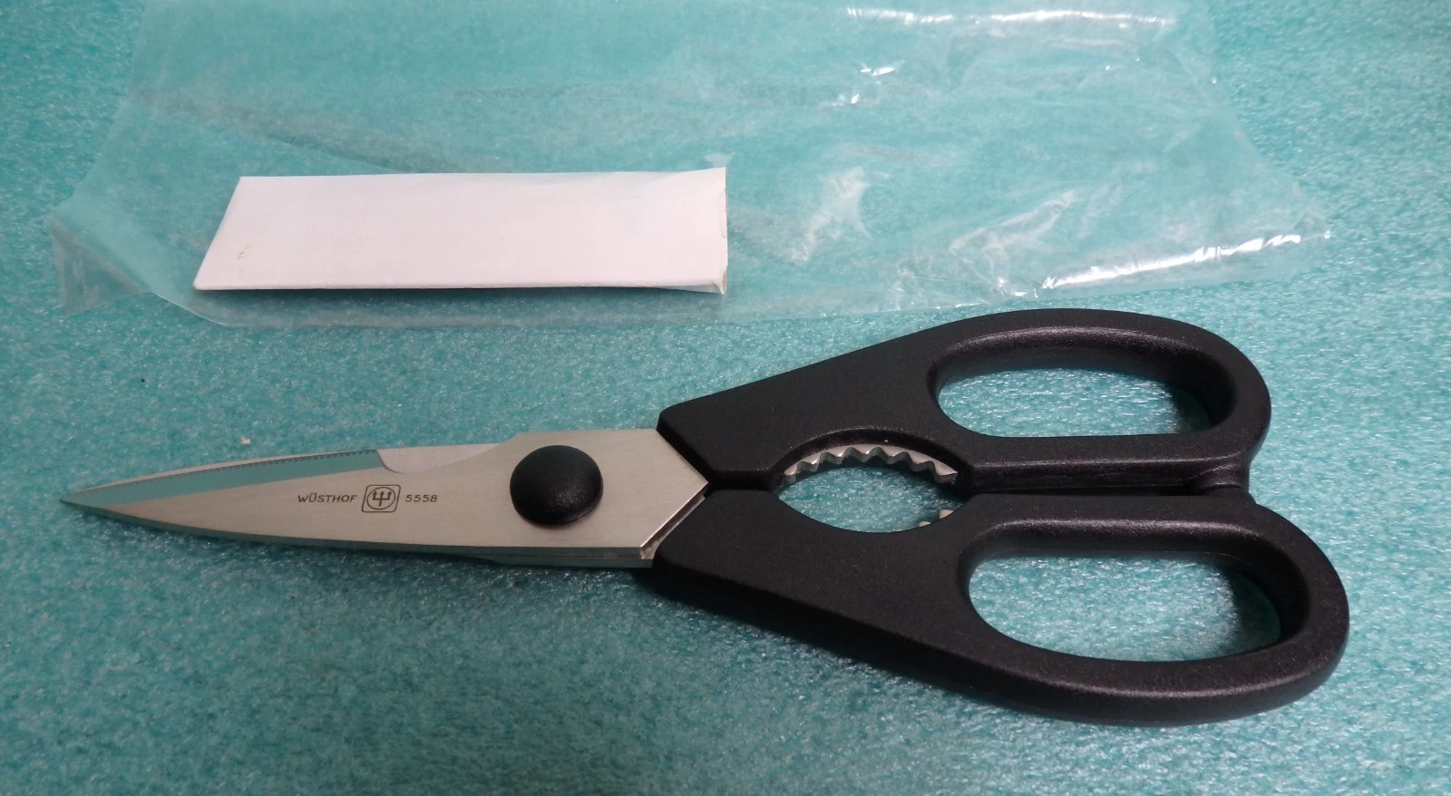WUSTHOF kitchen shear black color come apart 5558 (may 29)
Opens in a new window or tab