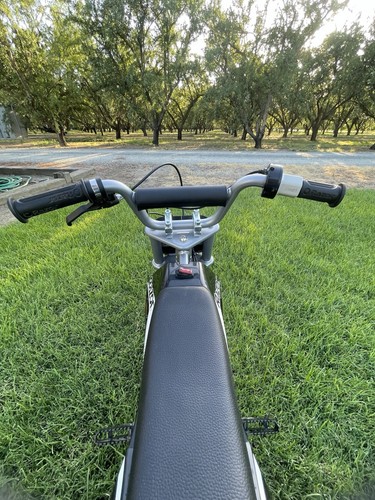 Razor Mx 350 Black (INCLUDES STICKERS) - Picture 10 of 17