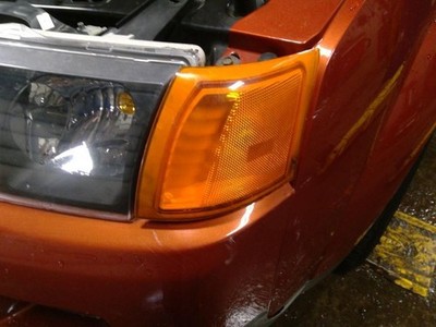 Driver Corner/Park Light Side Marker Beside Headlamp Fits 02-05 VUE 255628