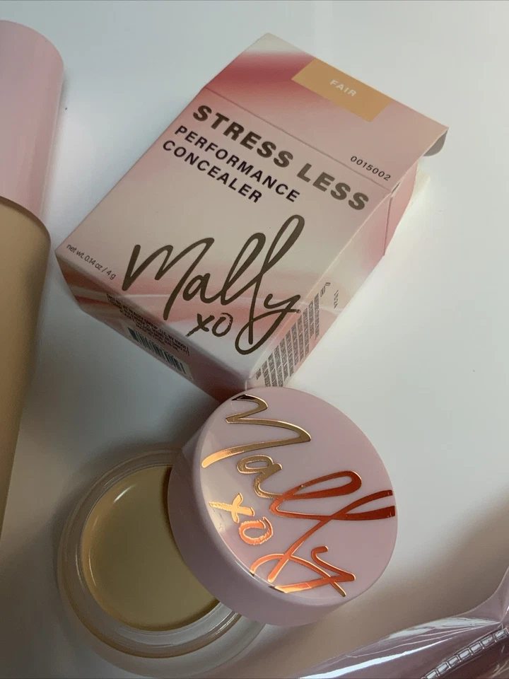 MALLY STRESSLESS FOUNDATION 30ml IN FAIR, BRUSH, CONCEALER ,MASCARA SET - Image 3 of 4