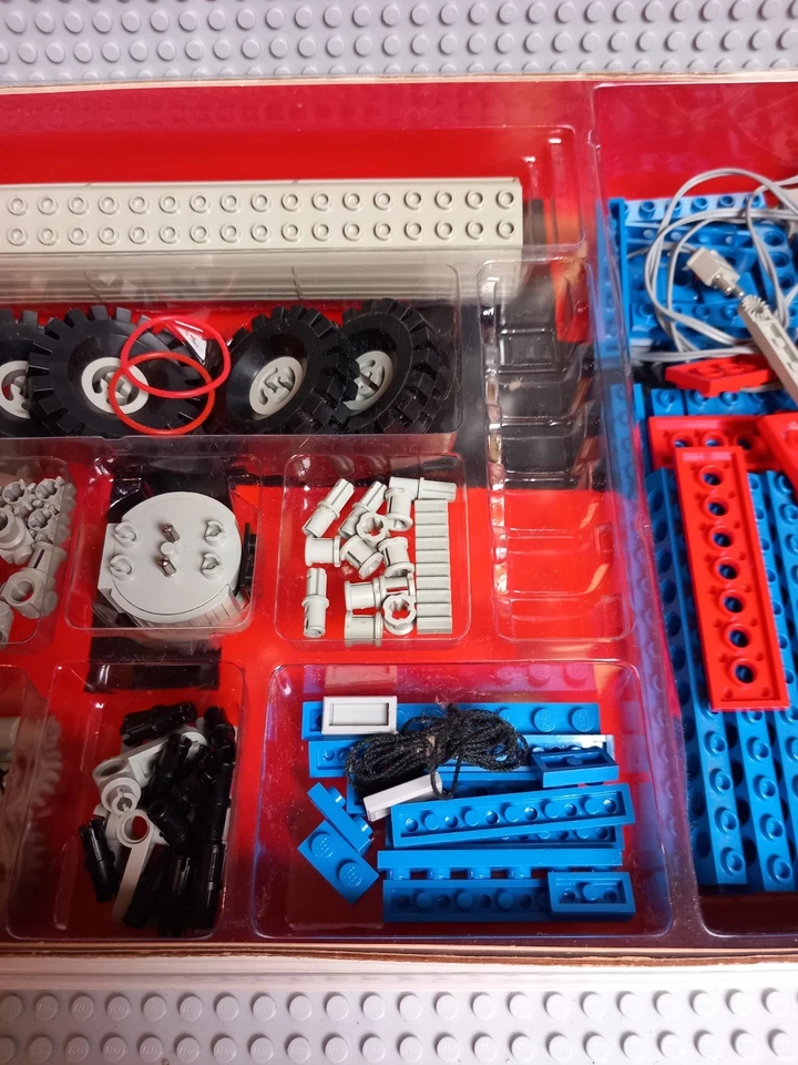 LEGO Technic 8050 Universal Building Set, photo 4 sur 5