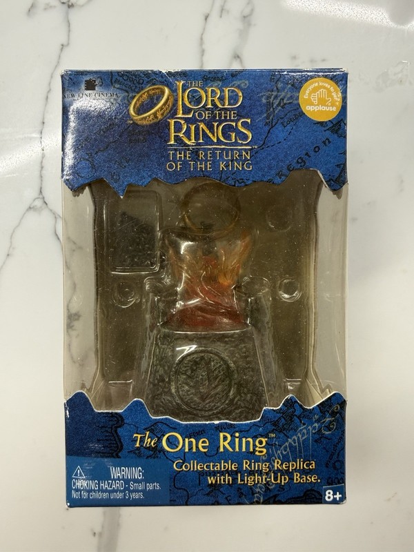 Lord Of The Rings Return Of The King The One Ring Applause Light Up NIB