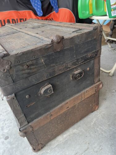 Antique Metal / Tin / Wood - Travel Trunk - Picture 16 of 19