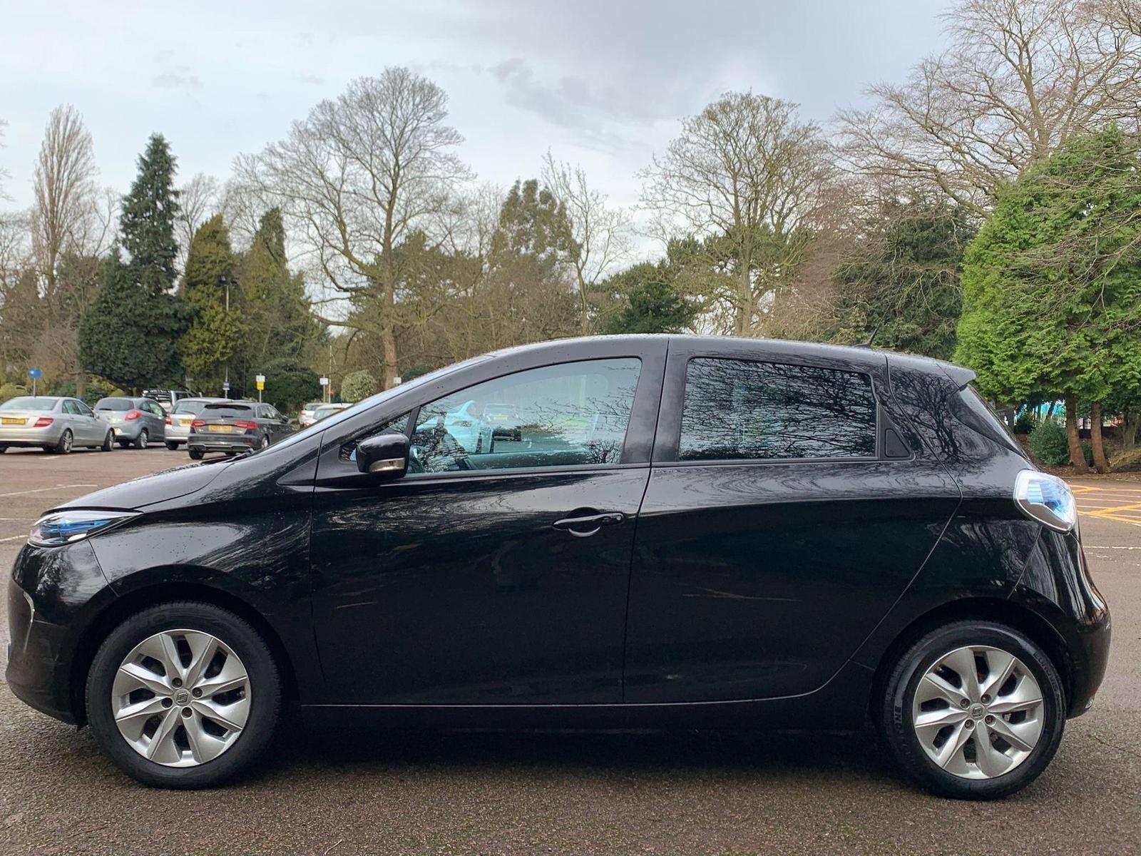 Renault Zoe 22kWh Dynamique Intens Auto 5dr (Battery Lease) Electric