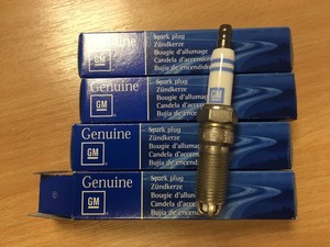 Genuine Vauxhall Vectra C Astra G Spark Plugs X 4 Z22se Ebay