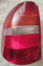 Ford Mondeo MK2 96-00 REAR/TAIL LIGHT (N/SIDE) 96BG-13A602-CA (96BG-13A602-CB)