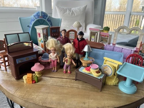 Vintage Fisher Price U Pick Loving Family Dollhouse Accessories Furniture People
