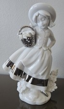 Lladro #01007036 -  Re-Deco  -  Sweet Scent   - Retired 2011 - White And Silver