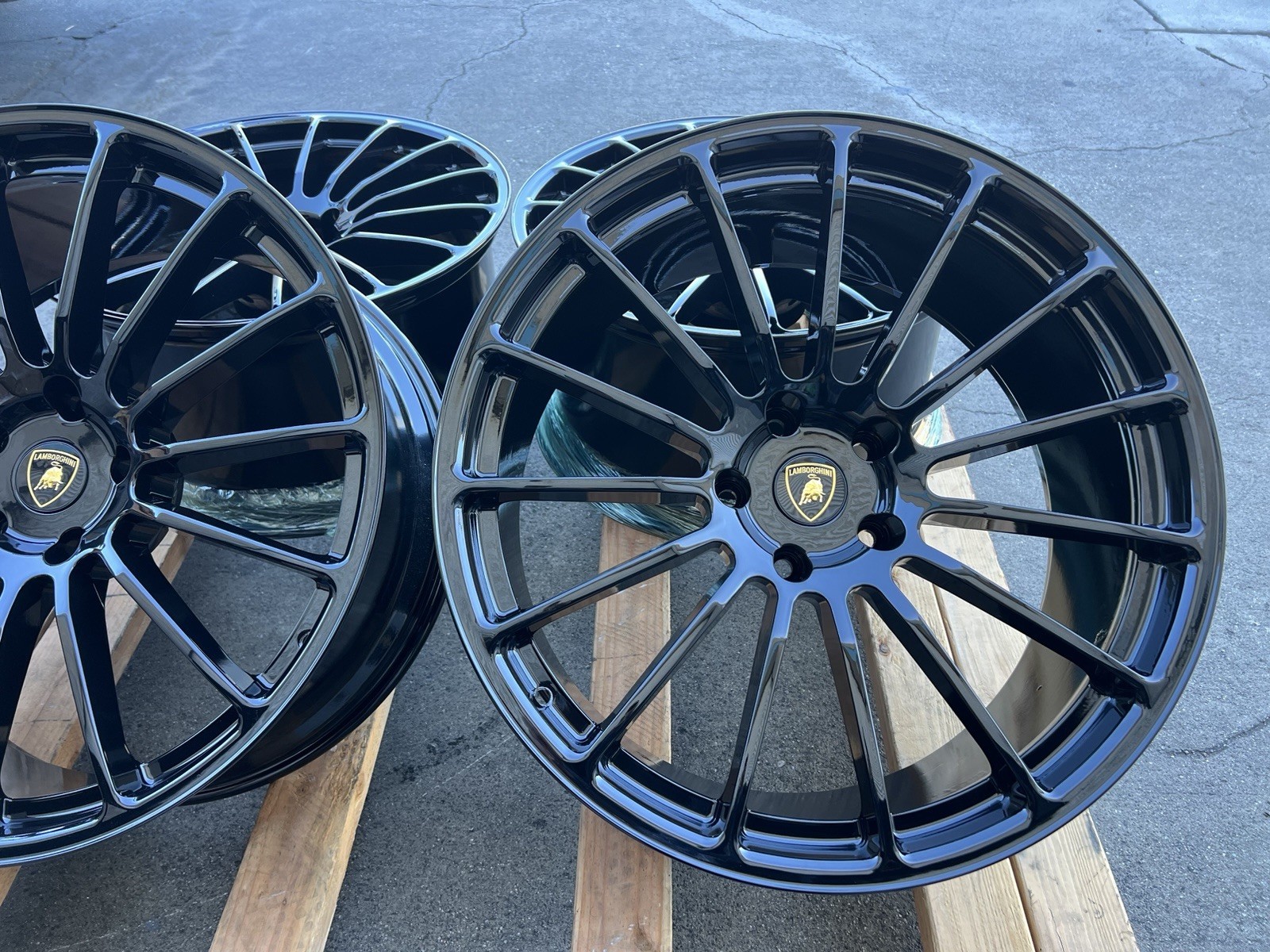 22” LAMBORGHINI URUS PERFORMANTE Factory OEM Stock Original SIRENIS Wheels Rims