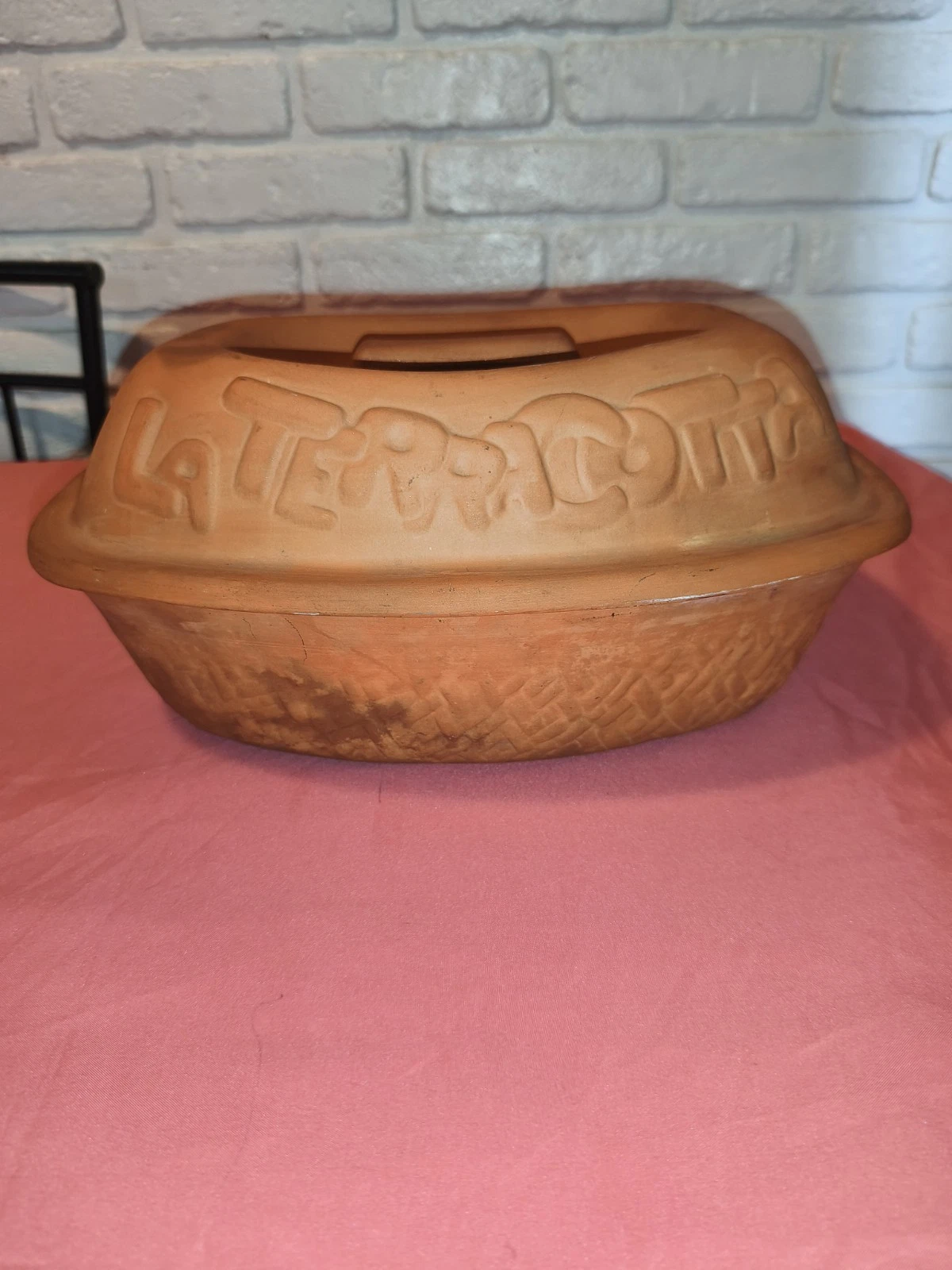 VINTAGE La Terracotta Baker Roasting Pan w/ Lid Terracotta Clay Slow Cooker B7