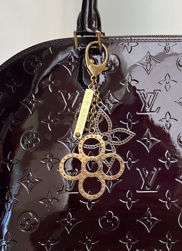 LOUIS VUITTON Bijoux Tapage Bag Charm