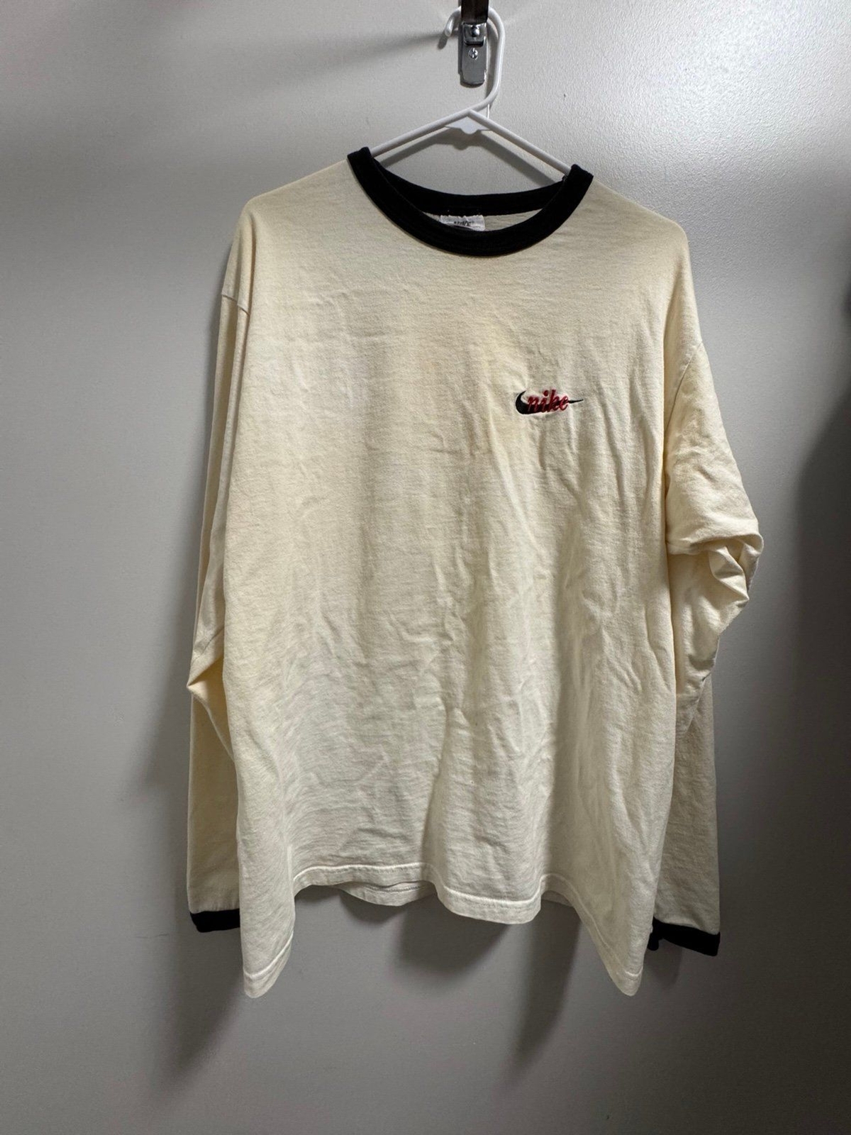 Picture 1 of 11
