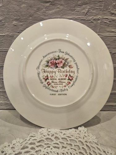 Royal Albert Bone China England Floral 'Happy Birthday' 1st Edition Plate 8 1/4" - Picture 2 of 2