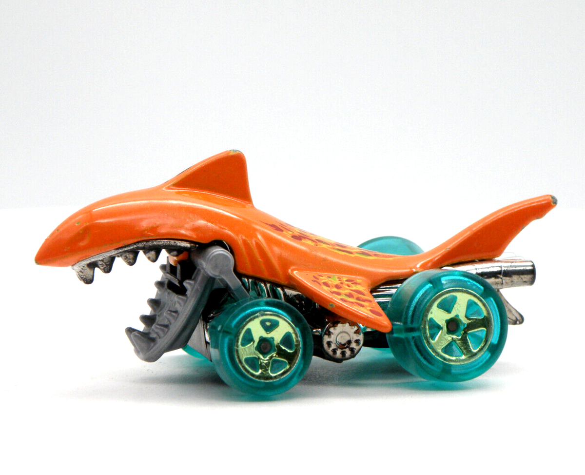 Hot Wheels 2.8” SHARK BITE Toy Diecast CAR MATTEL Orange Green
