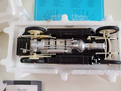 Franklin Mint 1912 Packard Victoria Model 1-48 1:24 scale