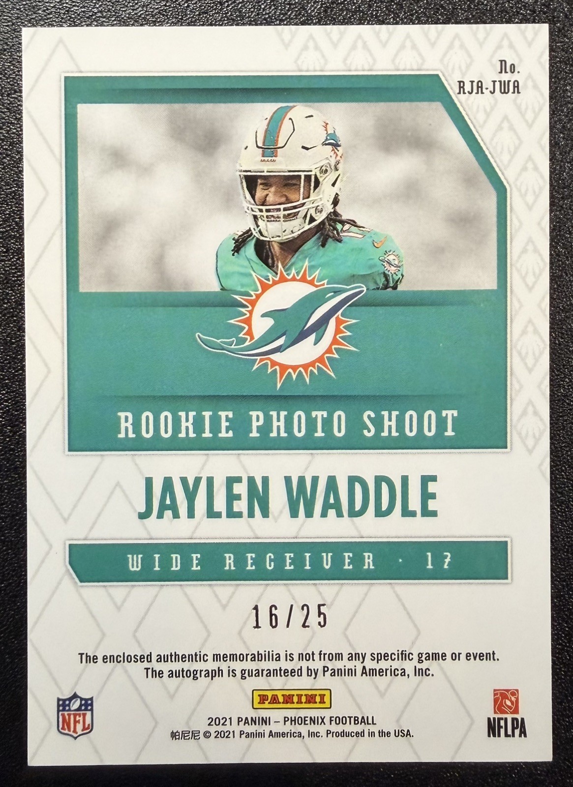 2021 Panini Phoenix - Jaylen Waddle Blue RC RPA Auto Patch /25 #RJA-JWA Dolphins view 2