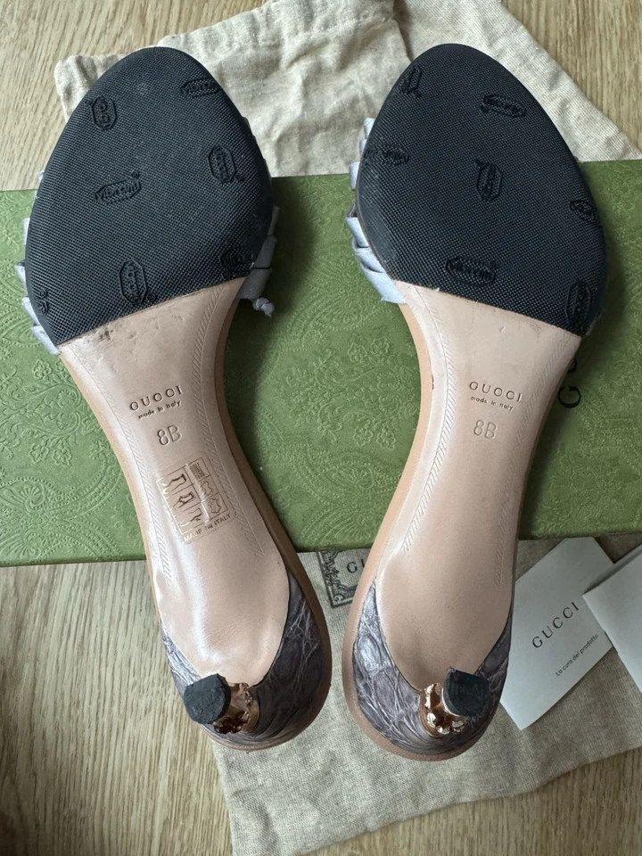 Zapatos de tacón de bambú vintage Gucci Tom Ford satinado gatito deslizable azul 8B Y2K años 2000 Foto 4 de 4