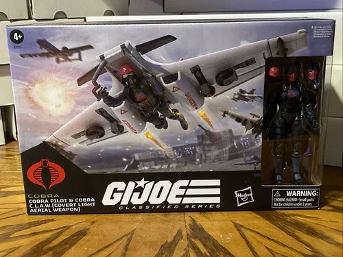 GI JOE CLASSIFIED COBRA PILOT & COBRA C.L.A.W. EXCLUSIVE FIGURE SET #152 IN HAND