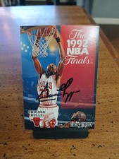 1992-93 Skybox Finals Autographed No COA Scottie Pippen #317 Bulls HOF.