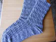 Ręcznie robione skarpetki pończochy rozmiar 46 -47 ciemnoszare melanżowy wzór reliefowy