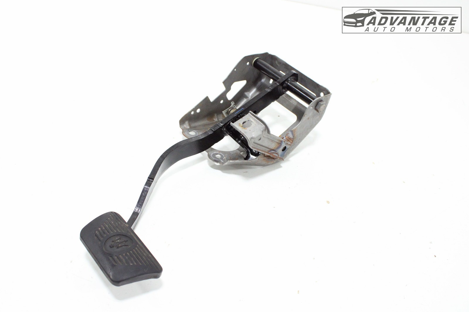 2014-2021 MASERATI QUATTROPORTE AWD BRAKE STOP PEDAL W/ BRACKET SUPPORT OEM