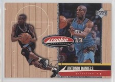 1998-99 Upper Deck Hardcourt Rookie Experience Antonio Daniels #74 g2x