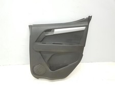 Porte arrière et accessoires Isuzu SERIE N