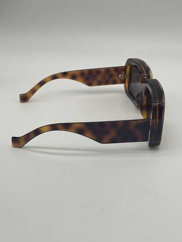 Occhiali da sole donna LOEWE LW40064U - Foto 8 di 8