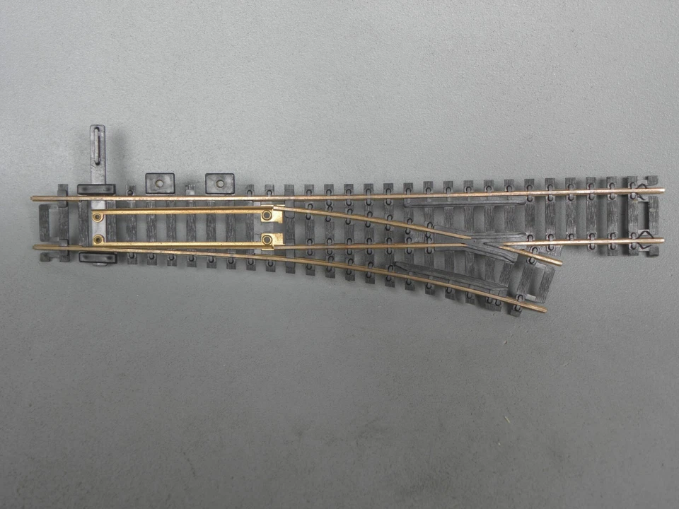 ATLAS HO / OO TRACK POINTS RIGHT HAND TURNOUT - Image 2 of 4