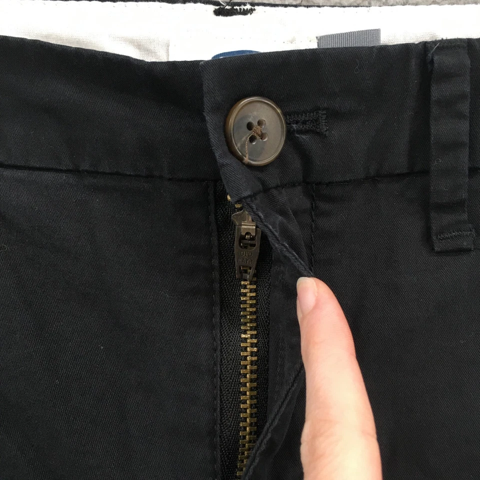 Old Navy Chino Shorts Womens 4 (actual 32x7) Black Cotton Blend Mid Rise Zip Fly - Image 3 of 4