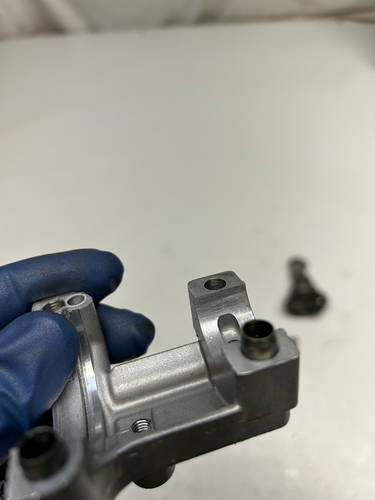 2001 01 YAMAHA YZ250F yz 250 f OEM Exhaust Cam Shaft Cap Runner Clip