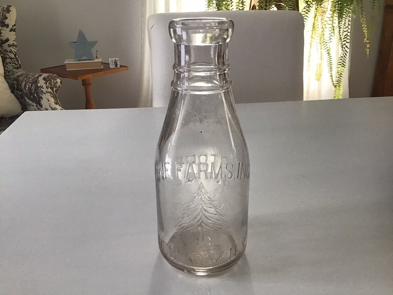 Antique Pine Farms, Inc. New York, NY Quart Milk Bottle (Nice)