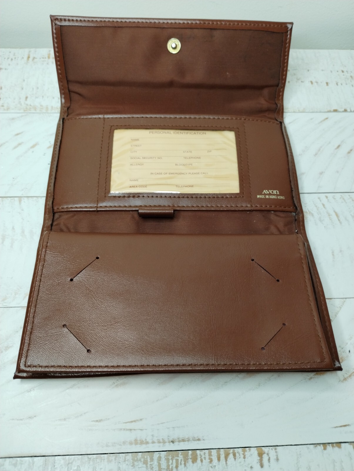 Avon Genuine Leather Tri Fold Long Wallet w/ Credit Card Pockets Brown ...