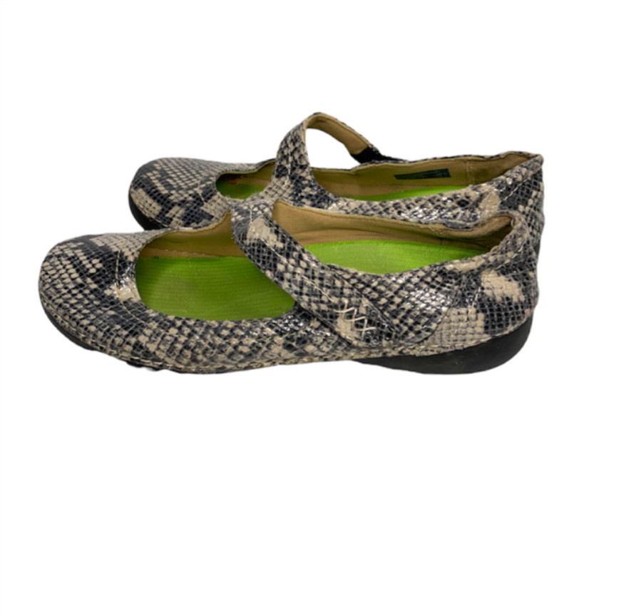 Vionic Python Mary Jane Flats Wide Size 9.5 - image 5