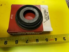 NOS SKF CR 17846 AXLE SPINDLE SEAL IN SEALED POWER BOX FREE SHIPPING!