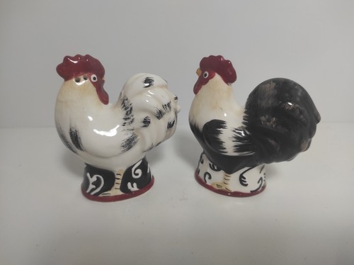 Vintage Chicken Rooster Ceramic Salt & Pepper Shakers - Picture 2 of 3