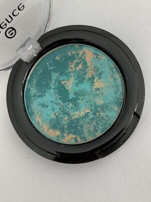 essence ARRIBA 02 macarena mint  eyeshadow  grün  2,5 g