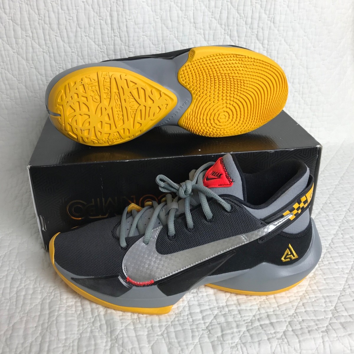 Nike Zoom Freak 2 'Taxi' Sneakers Men's SZ 8.5 Black/Silver