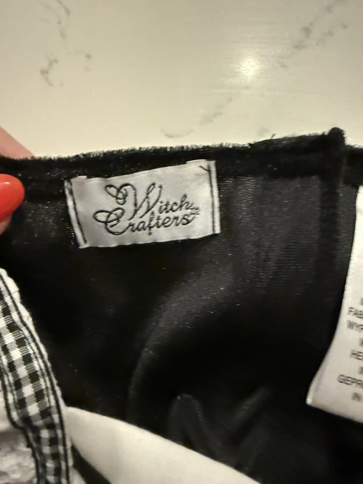 Disfraz de perro Caperucita Roja Bruja Artesanos - Talla M - Capa + Vestido Foto 4 de 4