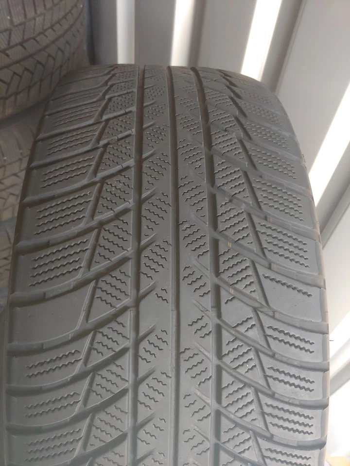 4 Bridgestone Blizzak LM001 17 Zoll Winterreifen 225/45 R17 91H RFT M+S DOT2019 - Bild 3 von 3