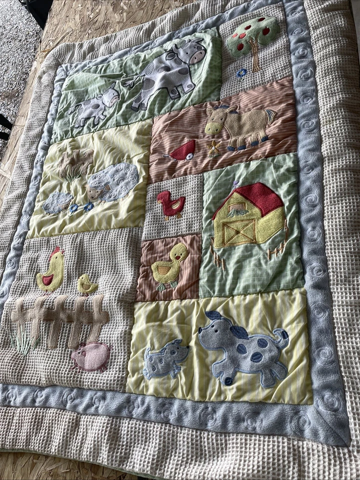 "Manta edredón cuna bebé animales de granja vacas cerdos ovejas pollitos 42 X 34""" Foto 2 de 4