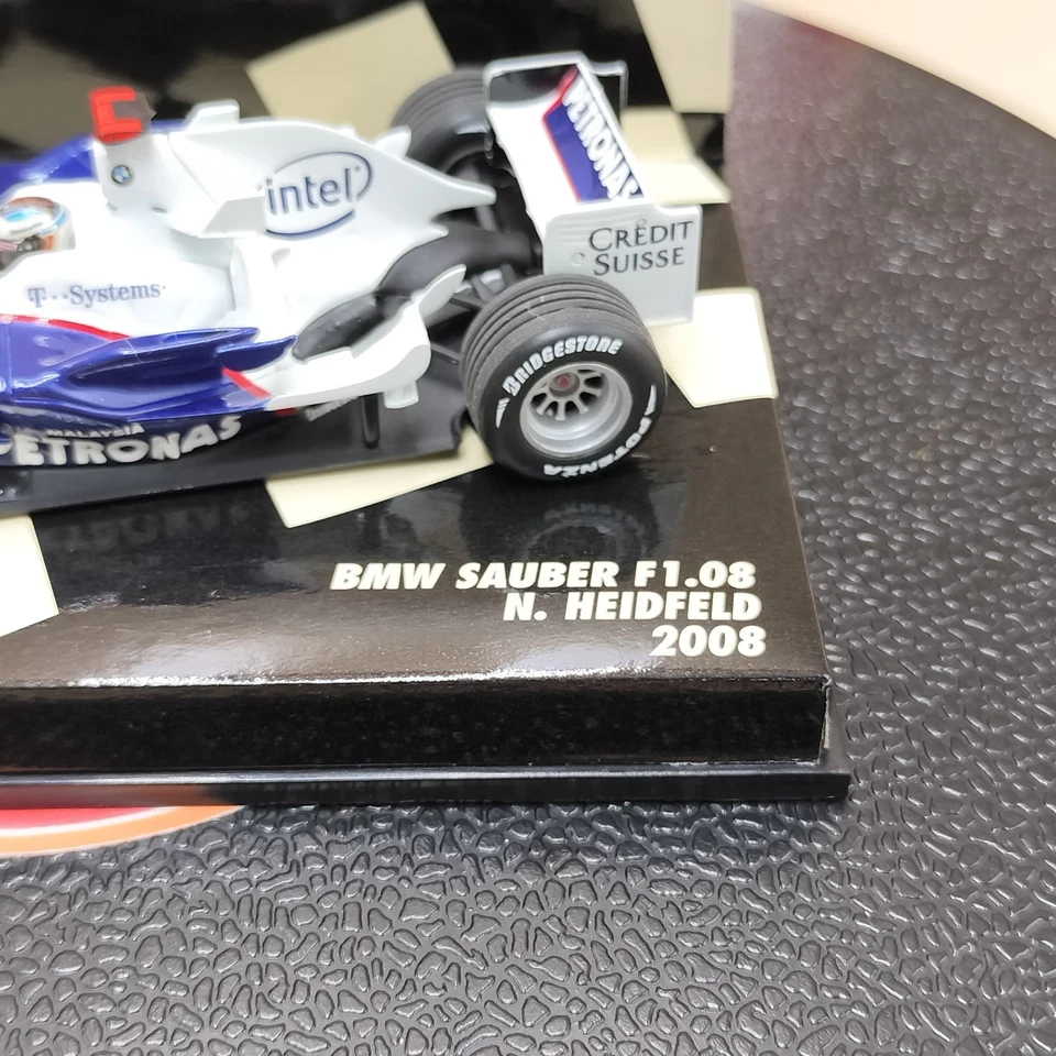 MINICHAMPS 1/43 BMW Sauber F1.08 Nick Heidfeld 2008 400080003 - Image 3 of 4