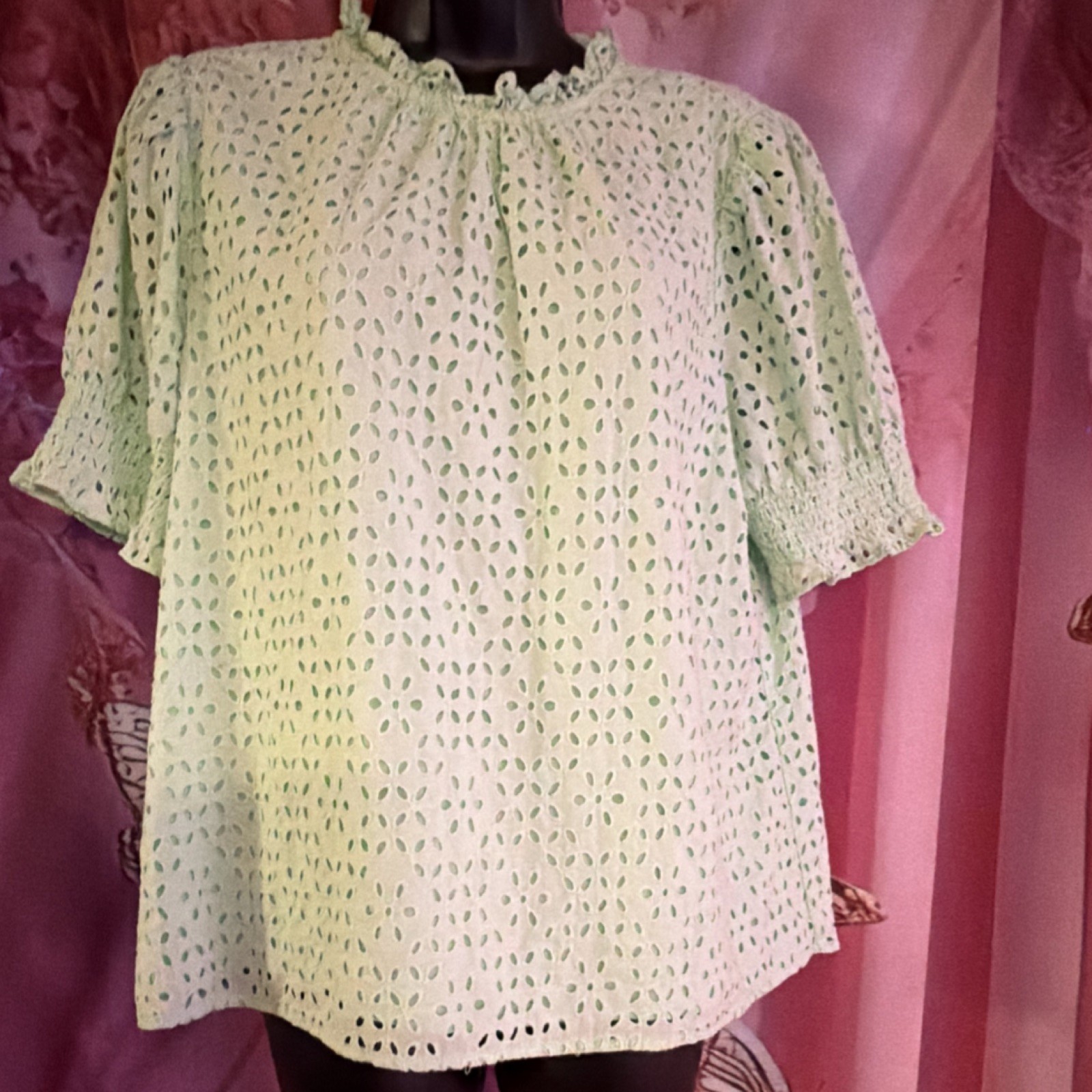 J.CREW Light Green Lace Floral Ruffle Neck Short Sleeve Blouse L